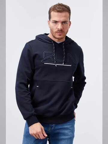 Tommy Life Sweatshirt in Blue: front