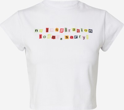 ABOUT YOU x irinassw T-shirt 'Fee' en vert pastel / orange / rouge / blanc, Vue avec produit