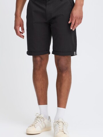 !Solid Regular Chinohose 'Monty' in Schwarz