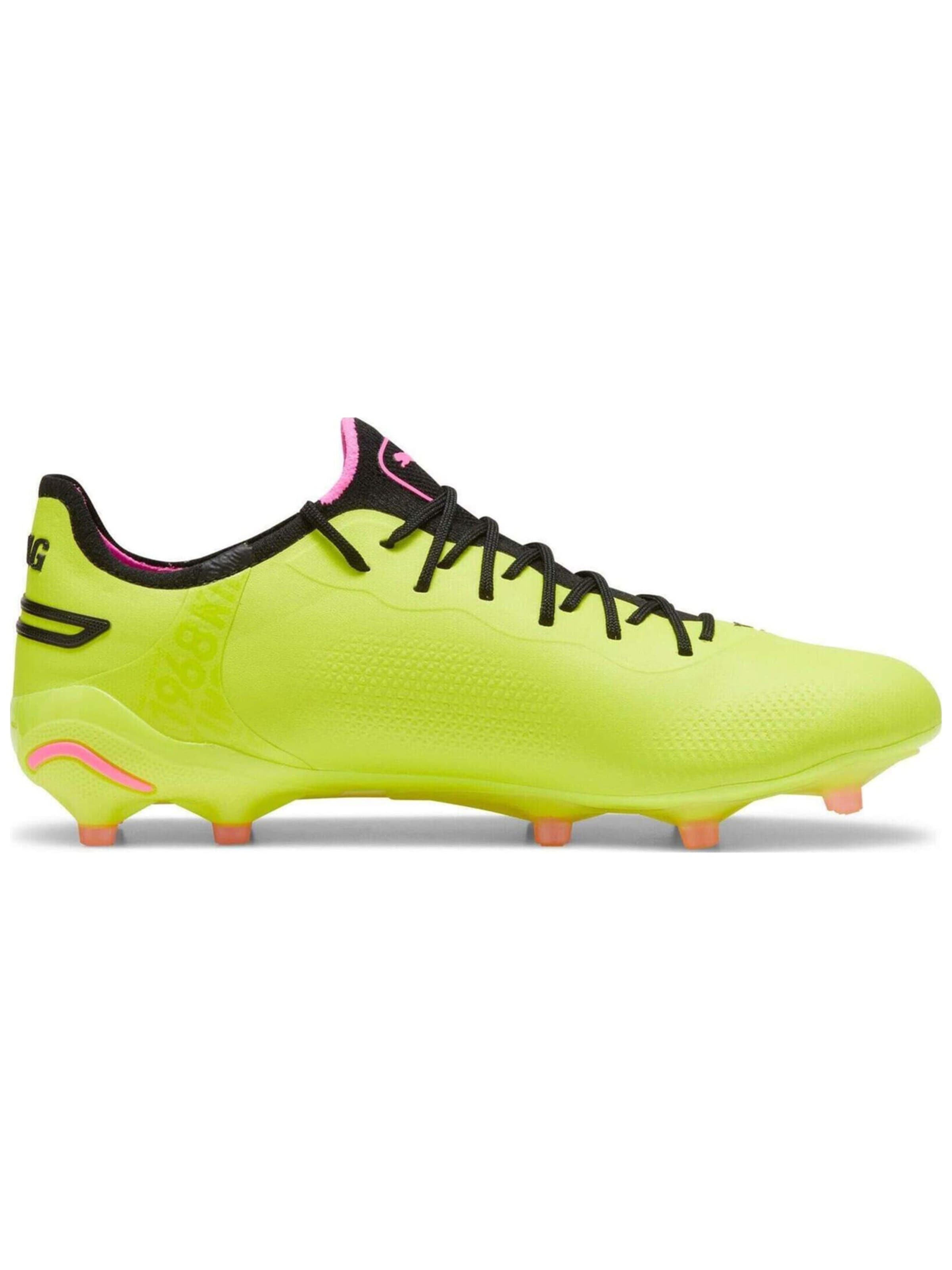 PUMA Soccer shoe 'Puma King Ultimate FG AG' in Green