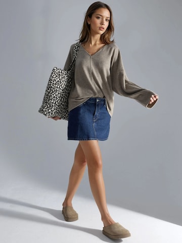 Busem - Camisa em castanho