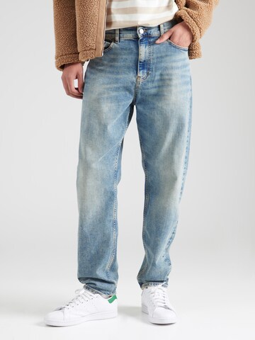 Tommy Jeans Tapered Τζιν 'Isaac' σε μπλε: μπροστά