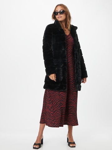 Dorothy Perkins Between-seasons coat in Black