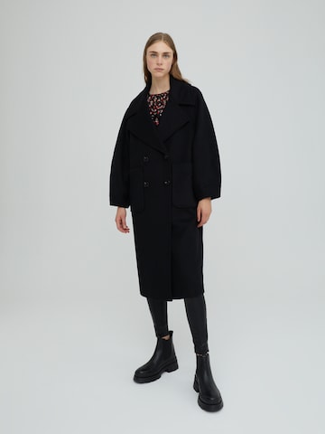 EDITED Ανοιξιάτικο και φθινοπωρινό παλτό 'Daria' σε μαύρο: μπροστά