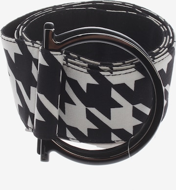 Salvatore Ferragamo Gürtel XXL in Schwarz: Vorderseite