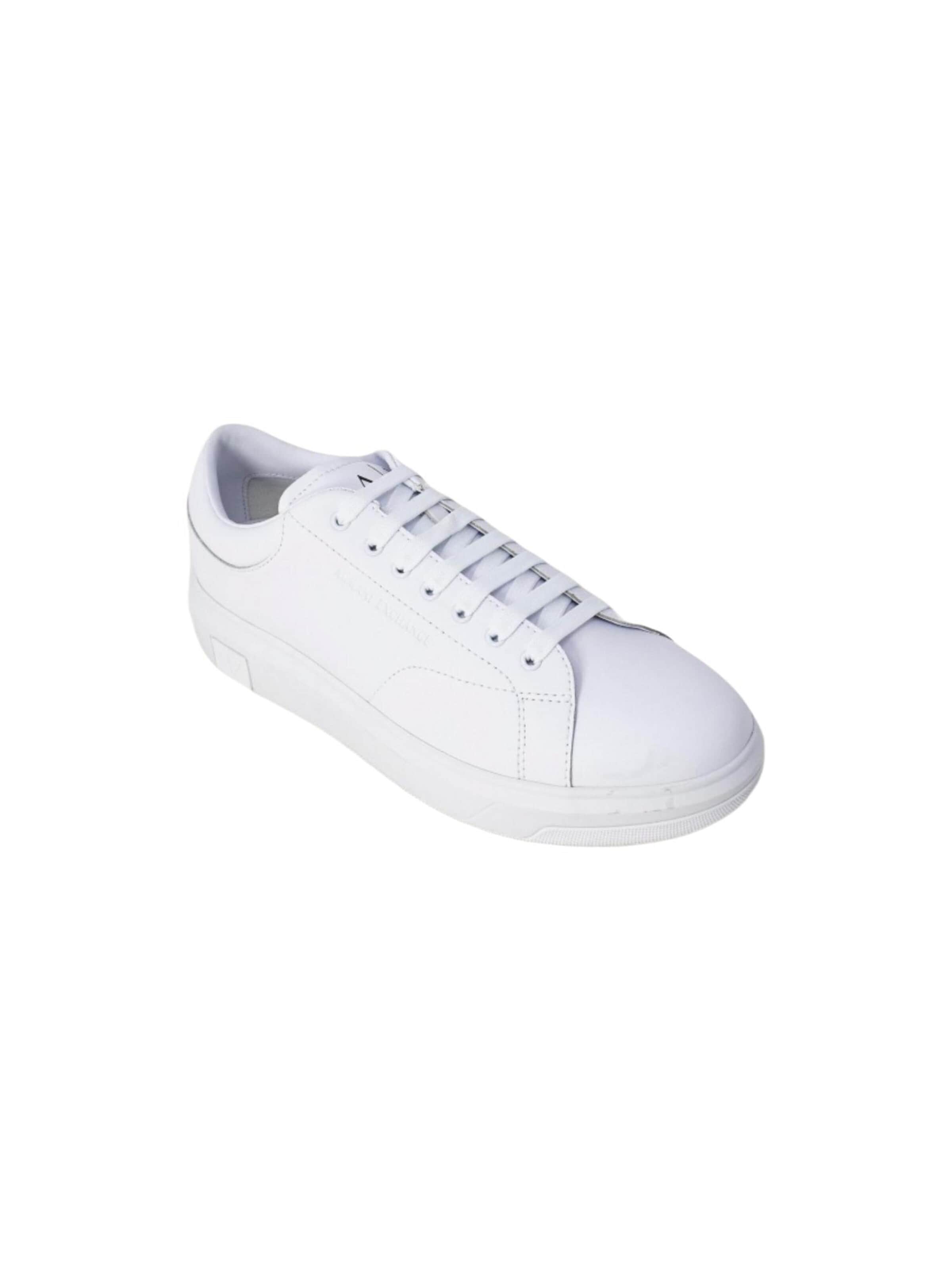 ARMANI EXCHANGE Platform trainers 'XUX123 XV534' in White: front