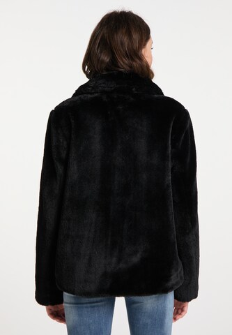 MYMO Between-Season Jacket in Black