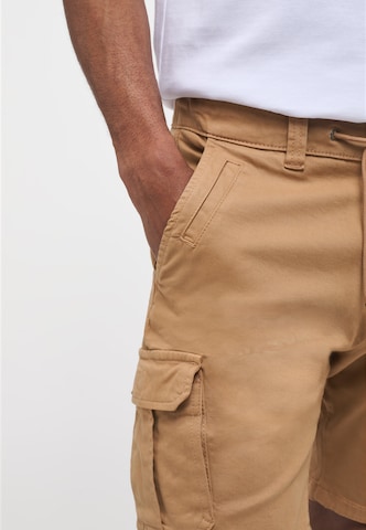 MUSTANG Regular Cargo Pants in Brown