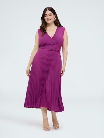 Fiorella Rubino Dress in Pink: front
