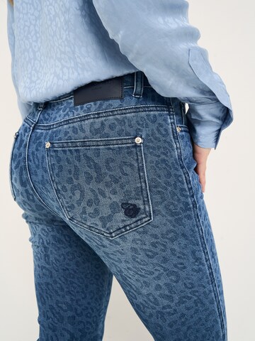 Camomilla Italia Regular Jeans in Blue
