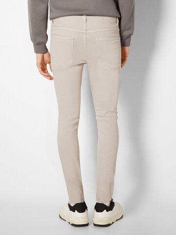 Bershka Slimfit Jeans in Beige