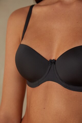 INTIMISSIMI Balconette Bra in Black