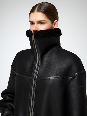 V S P Winter Coat 'Dina' in Black