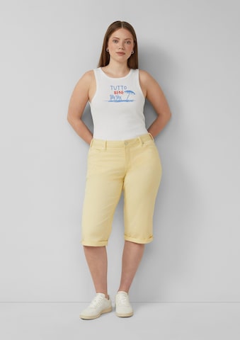 QS Slimfit Jeans 'Catie' in Gelb
