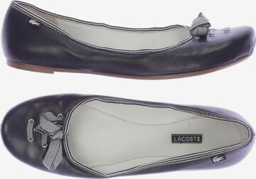 LACOSTE Flats & Loafers in 37 in Black: front