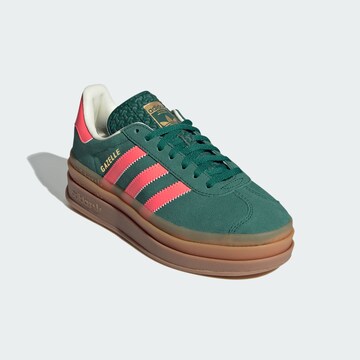 ADIDAS ORIGINALS - Sapatilhas 'Gazelle Bold' em verde