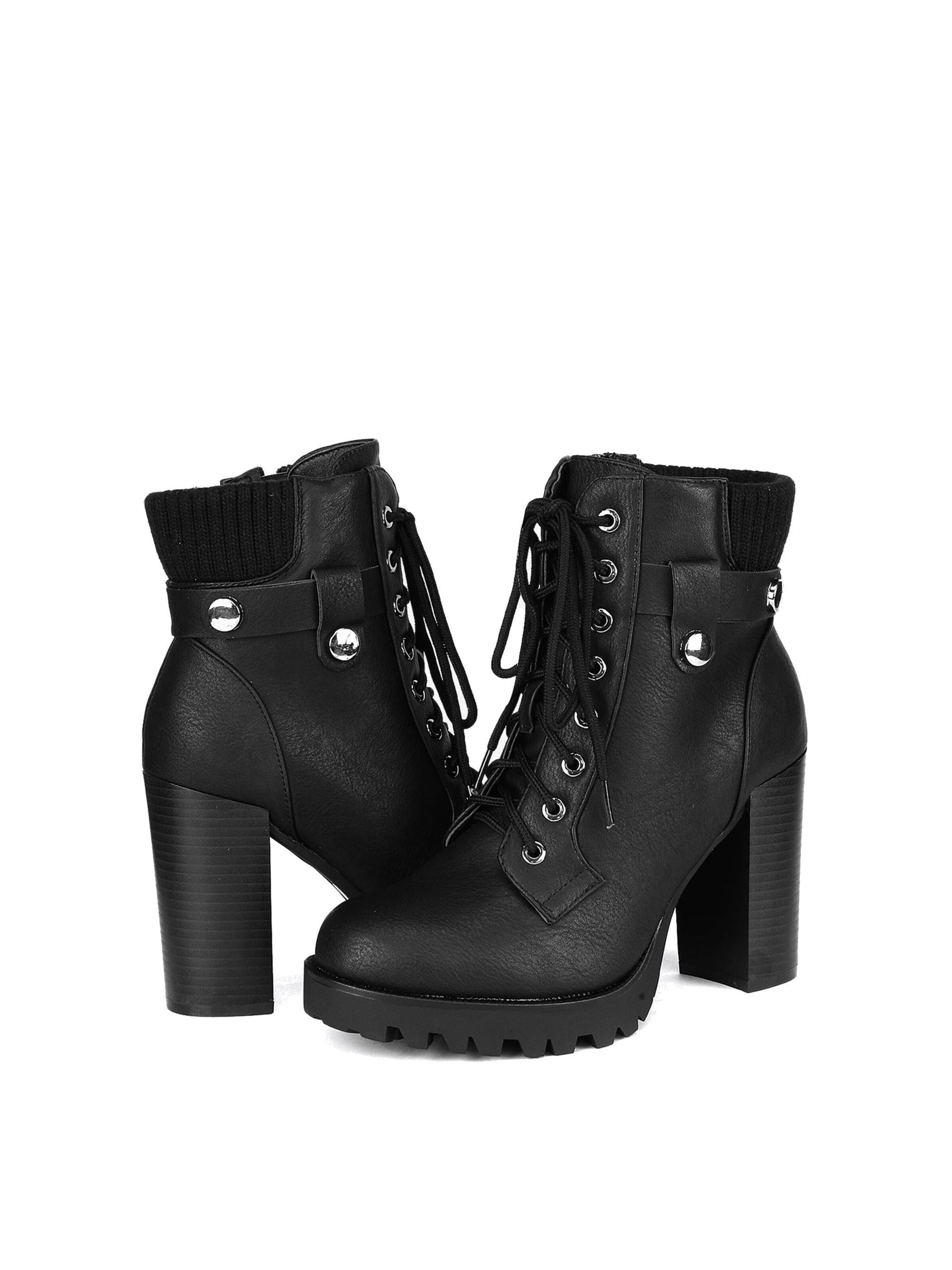 Dream Pairs Boots in Black
