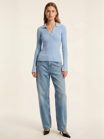 Crās Trui ' Alyssacras ' in Blauw: voorkant