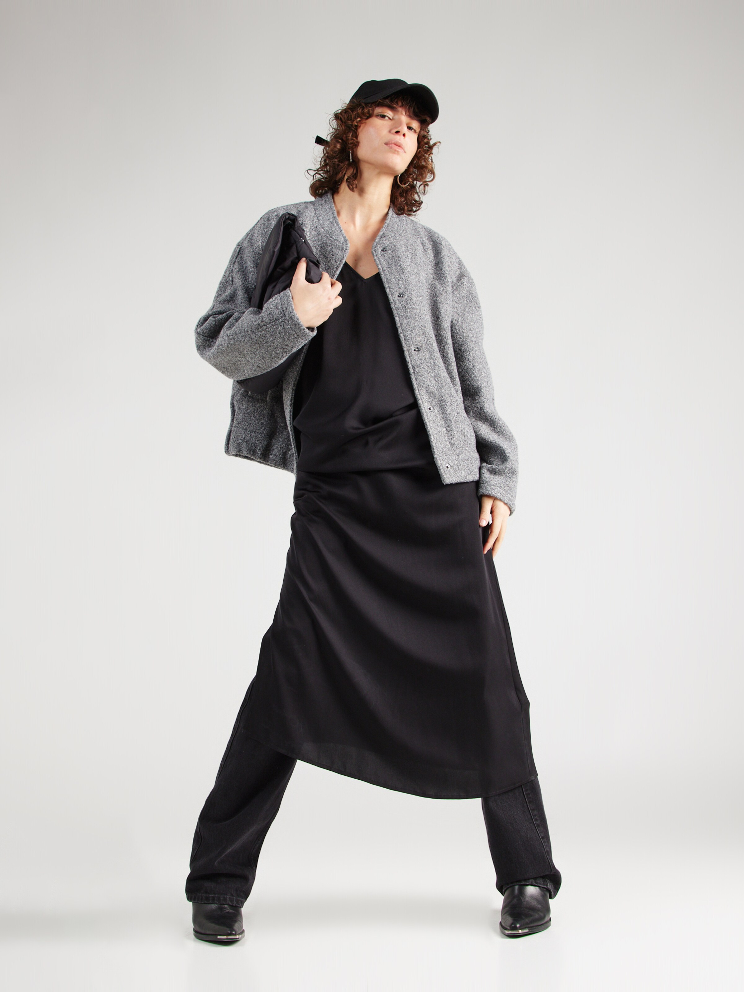 ONLY Between-Season Jacket 'Gaia' in Dark Grey | ABOUT YOU