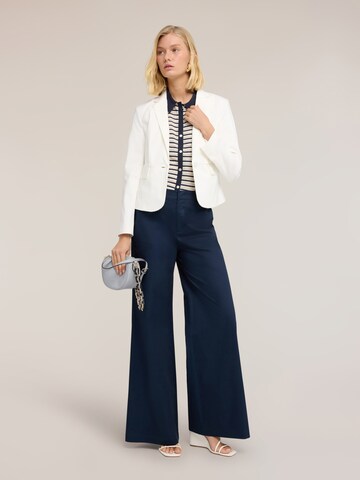 Blazer di MOTIVI in bianco