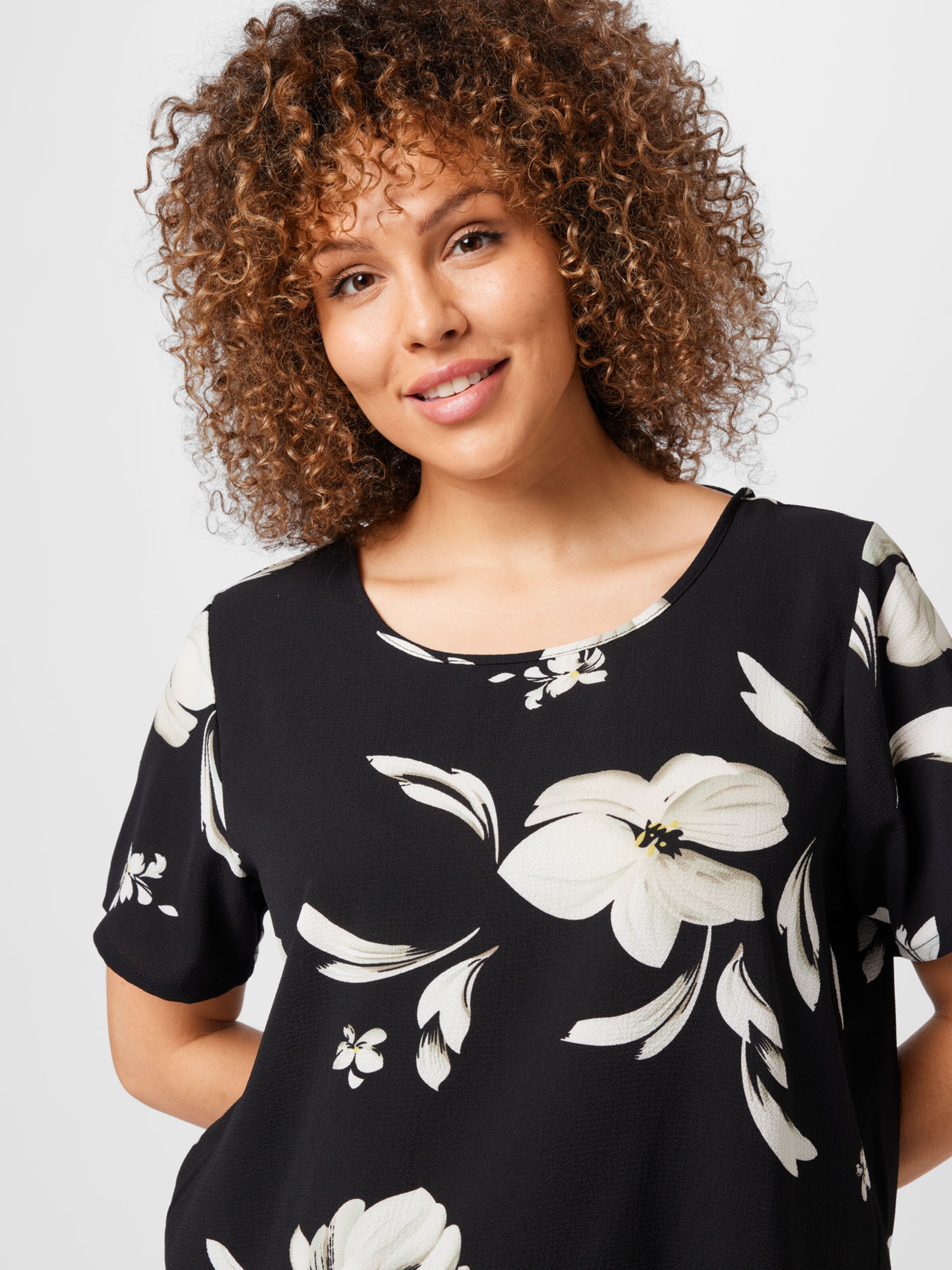 Frauen Große Größen ONLY Carmakoma T-Shirt 'MILLE' in Schwarz - TS59973 Frauen Große Größen ONLY Carmakoma T-Shirt 'MILLE' in Schwarz - TS59973