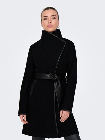 ONLY Between-Seasons Coat 'ONLUMA' in Black: front