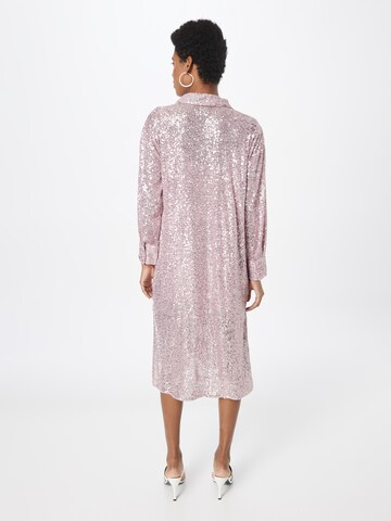 Robe-chemise 'ALEXIS' River Island en rose