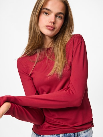 Maglietta 'PCFylla' di PIECES in rosso