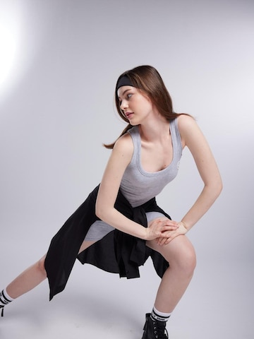HOLLY LOLLY Halenka – černá