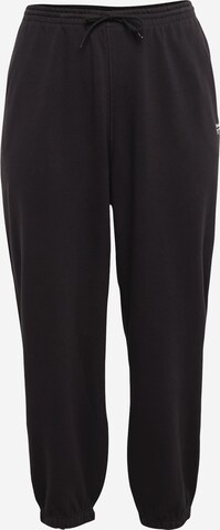 Reebok Tapered Broek in Zwart: voorkant