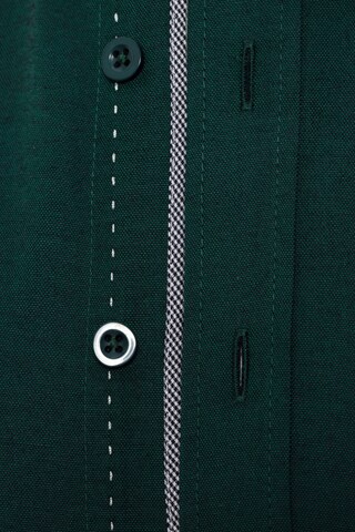 DENIM CULTURE - Ajuste regular Camisa 'Aubrey' en verde