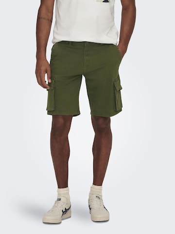 Only & Sons Regular Cargo Pants in Green: front