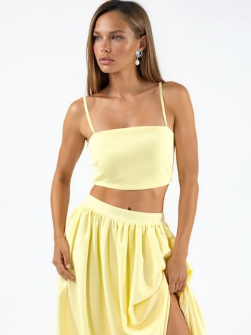 Tailleur di Hiccup in giallo