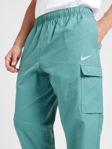 Nike Sportswear regular Cargobukser 'AIR PLAY' i grøn