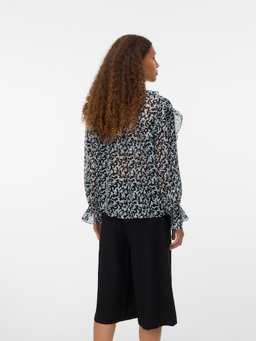 VERO MODA Bluza 'VMPETRA' | črna barva