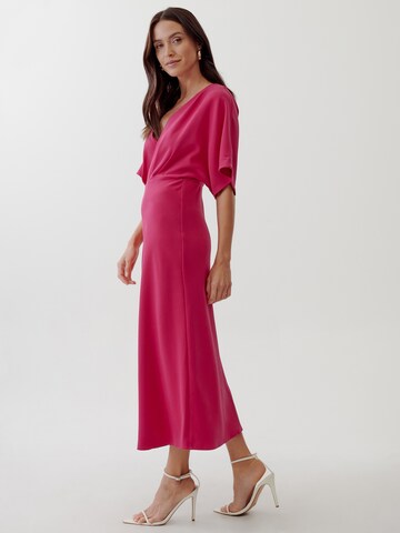 Tussah - Vestido 'VALARIE' em rosa