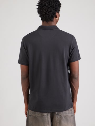 Champion Authentic Athletic Apparel Футболка в Серый