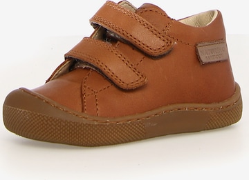 NATURINO First-Step Shoes in Brown: front