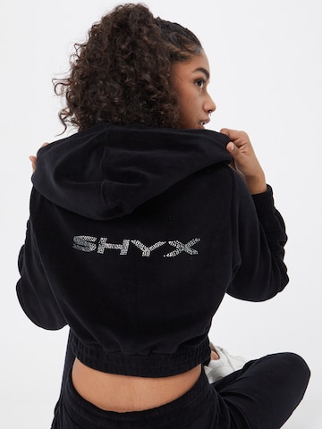 SHYX - Sudadera con cremallera 'Fame' en negro