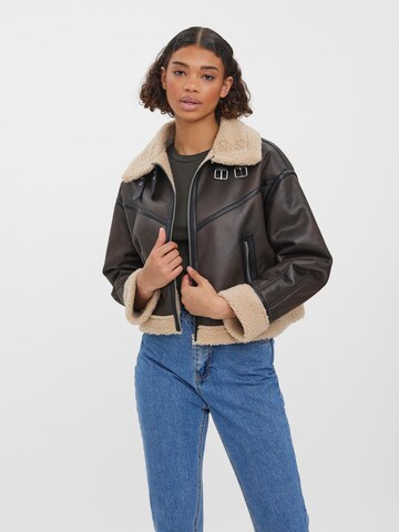 VERO MODA Between-Season Jacket 'PIXIE' in Brown: front