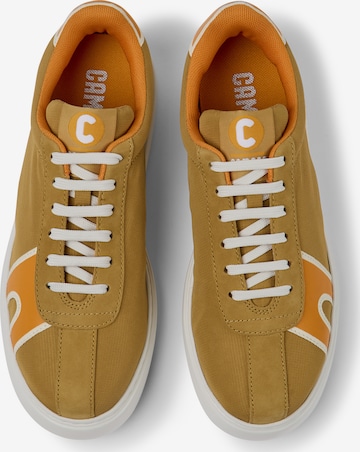 Sneaker bassa 'Runner K21' di CAMPER in marrone