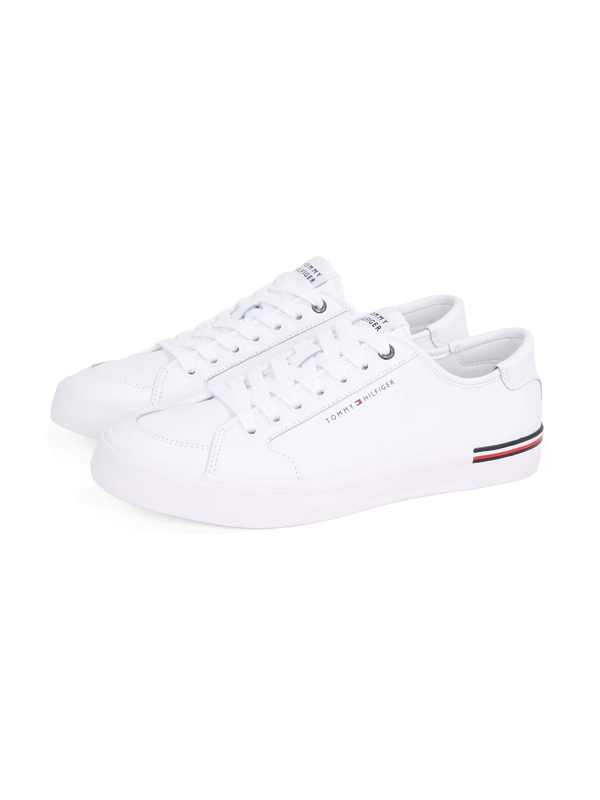 TOMMY HILFIGER Sneakers laag 'Core Corporate' in Wit