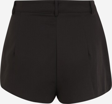 Missguided Petite Regular Shorts in Schwarz