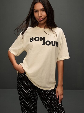 Next Oversized shirt 'Bonjour' in White: front