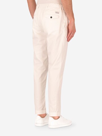 Distretto12 Regular Hose 'Sidney' in Weiß