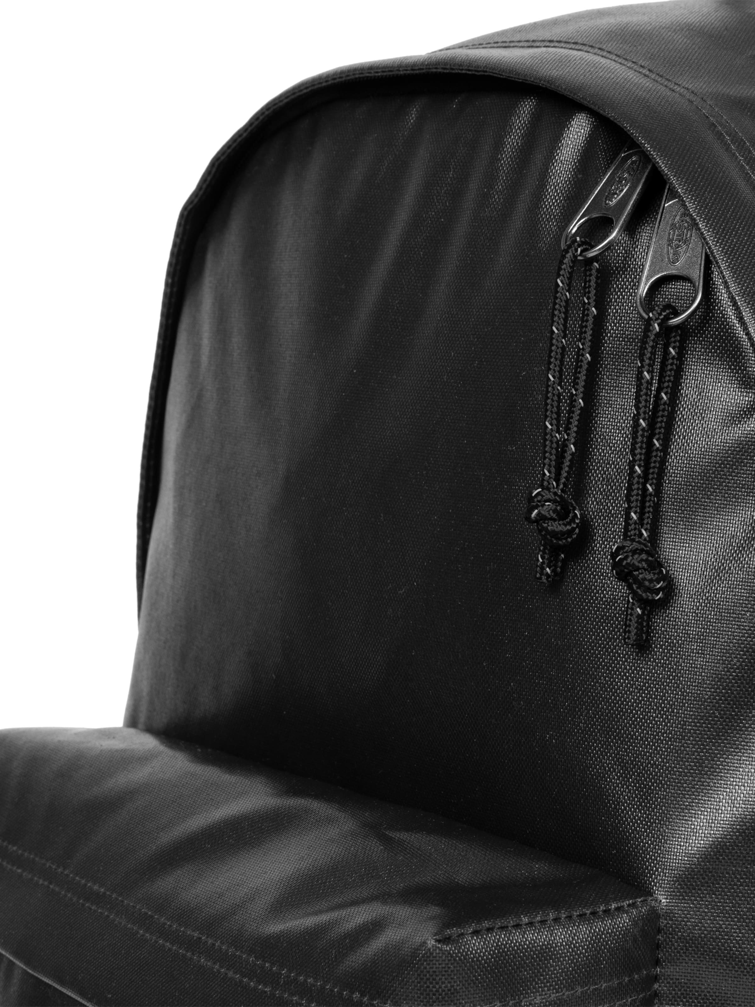 Zaino 'OUT OF OFFICE' di EASTPAK in nero