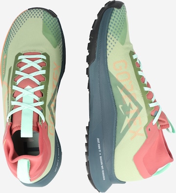 žalia NIKE Bėgimo batai