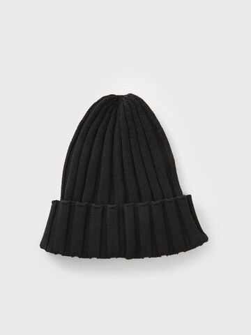 TOMMY HILFIGER Beanie 'SMALL FLAG' in Black