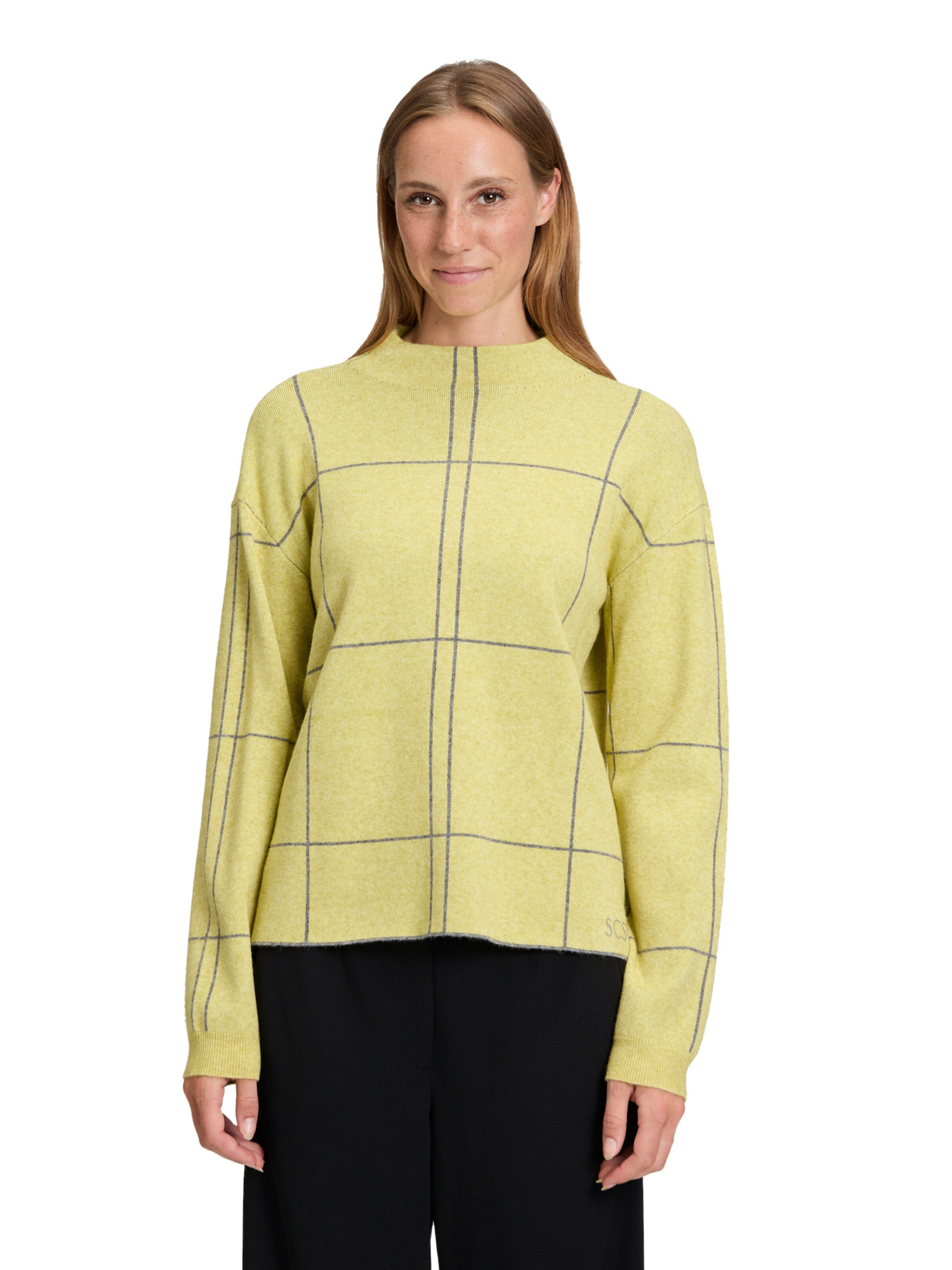 Betty Barclay Sweater in Green: front