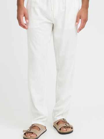 Regular Pantalon ' BHLikas ' BLEND en blanc
